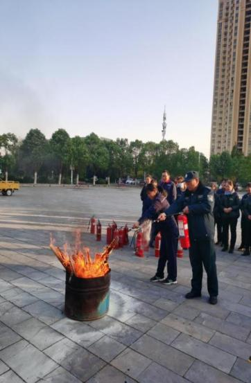 落实消防责任，防范安全风险