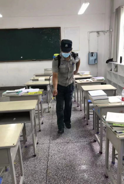 抗疫的路上 我们在一起