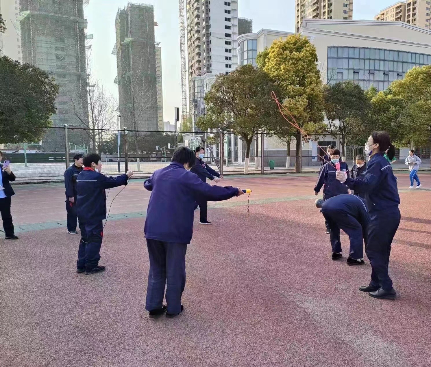 干好！玩好！--邦和物业党支部引领各项目开展三八节活动