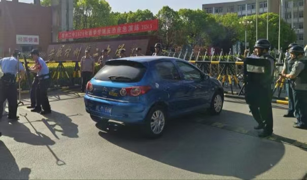 筑牢安全防线，共护校园和谐 ——宿州二中项目部成功举行校园防恐演练