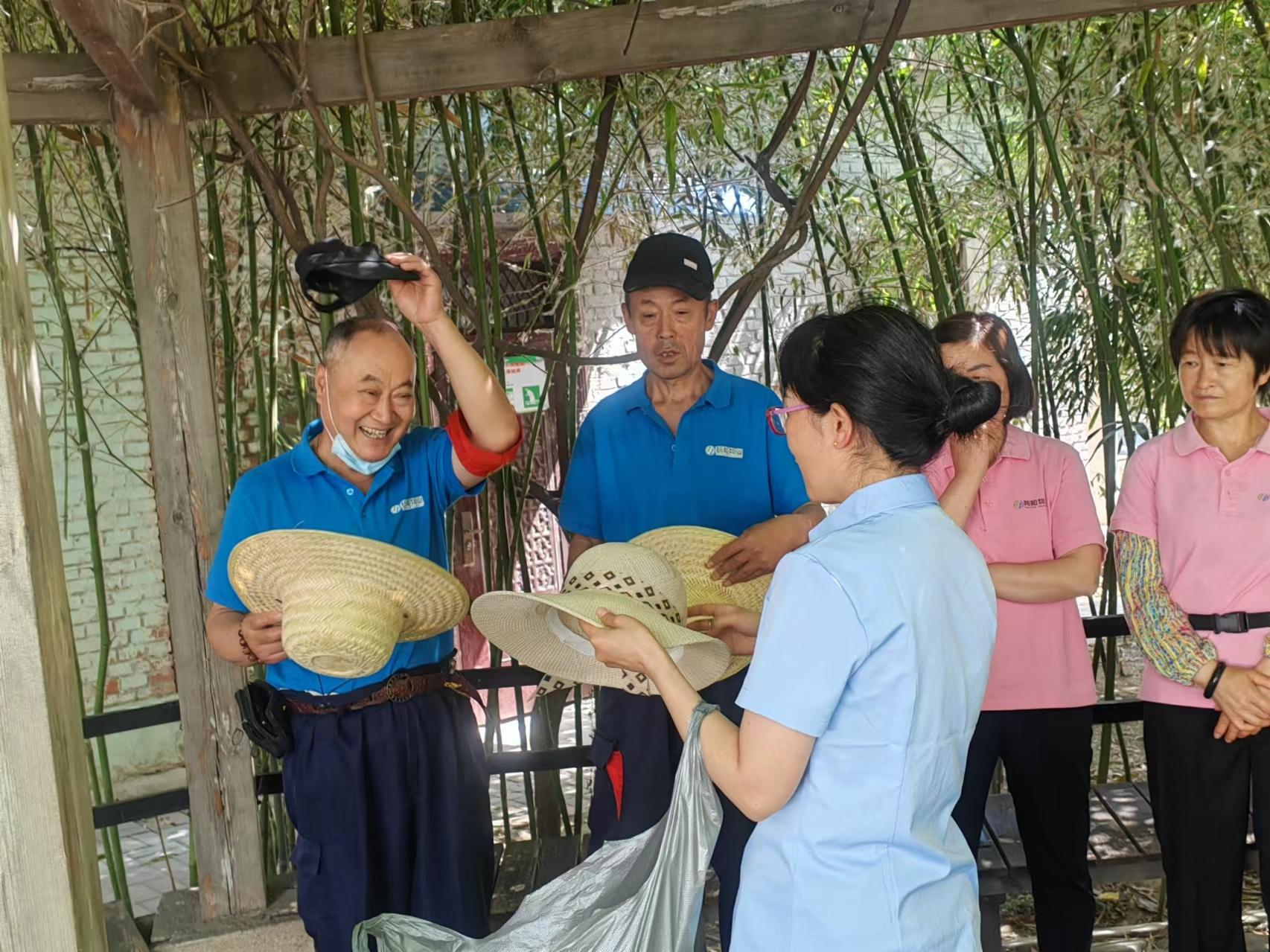 酷暑送甘霖，关怀润心田 ——宿州市第一人民医院项目部夏日送清凉活动