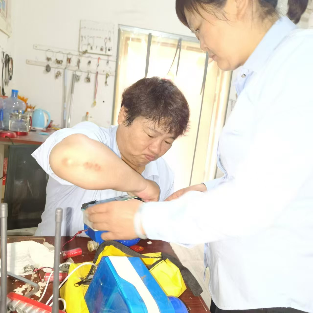 巧手慧心修缮忙，节支增效谱新章 ——宿州百大项目部自主维修智慧节约