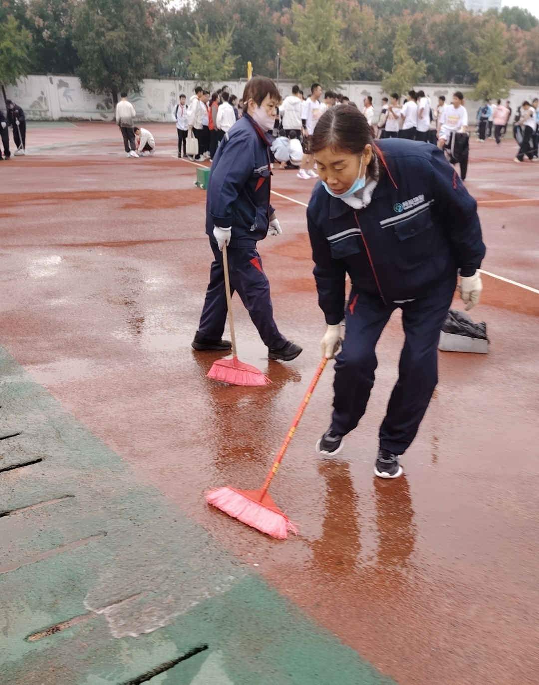后勤保障齐心协力，秋运盛会圆满成功 ——宿州一初中项目部助力青春校运